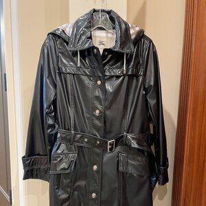 VERY RARE. Vintage Burberry Patent Trench coat with detachable hood